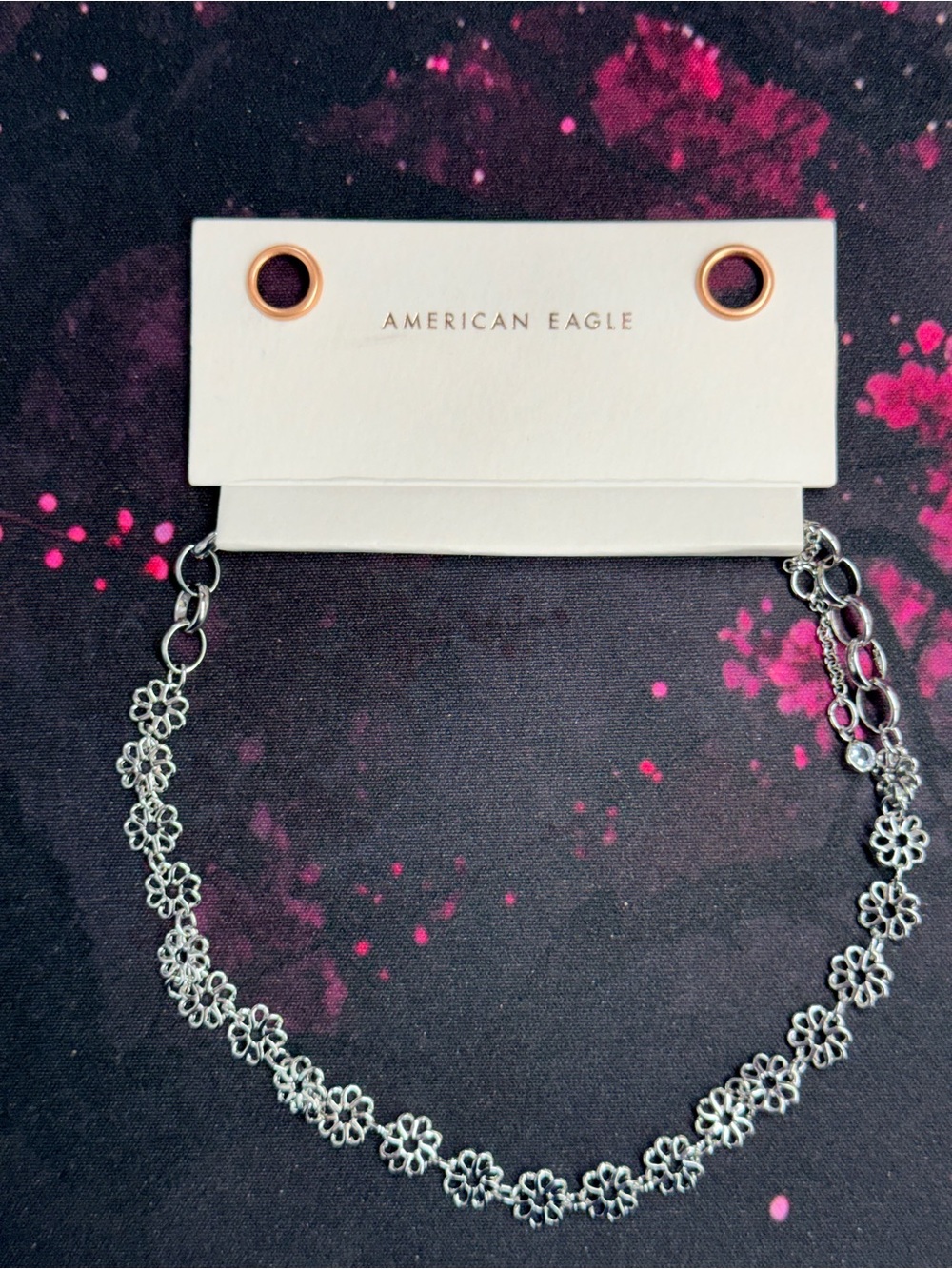 American Eagle Outfitters Silver Daisy Link Necklace